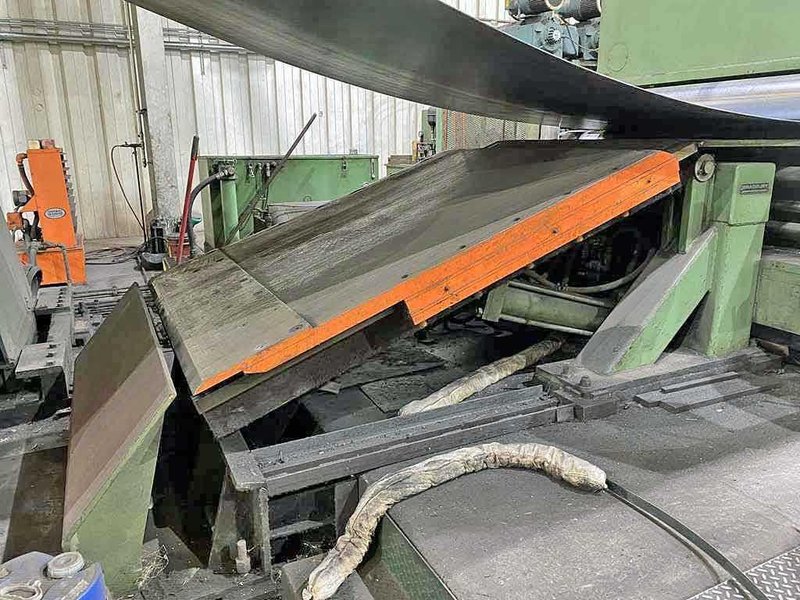 72&quot; BRADBURY PEELER TABLE STOCK # 3448