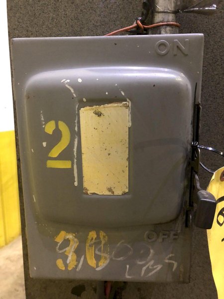 30 TON X 10' HTC MODEL #830GS HYDRAULIC PRESS FLANGED BED PUNCH BRAKE: STOCK 16953