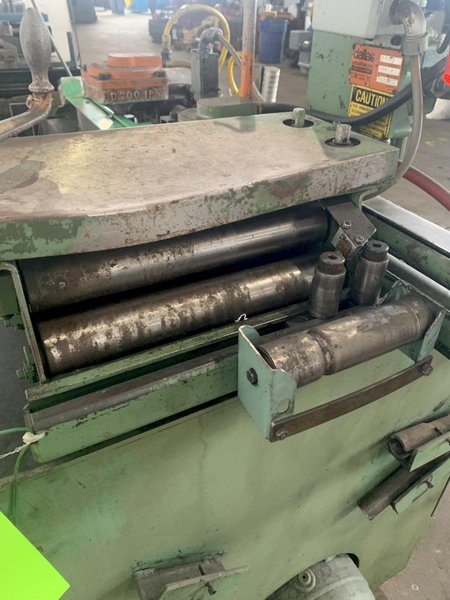 12&quot; x 12&quot; x .125&quot; FEED LEASE MODEL #D200 AIR GRIP STRAIGHTENER &amp; FEEDER : STOCK #10588