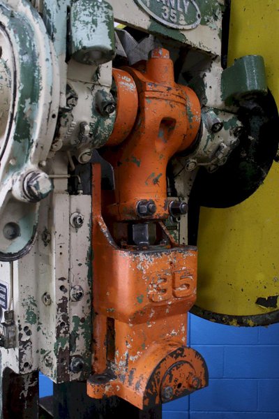 35 TON DANLY OBI FLYWHEEL PRESS: STOCK #75432