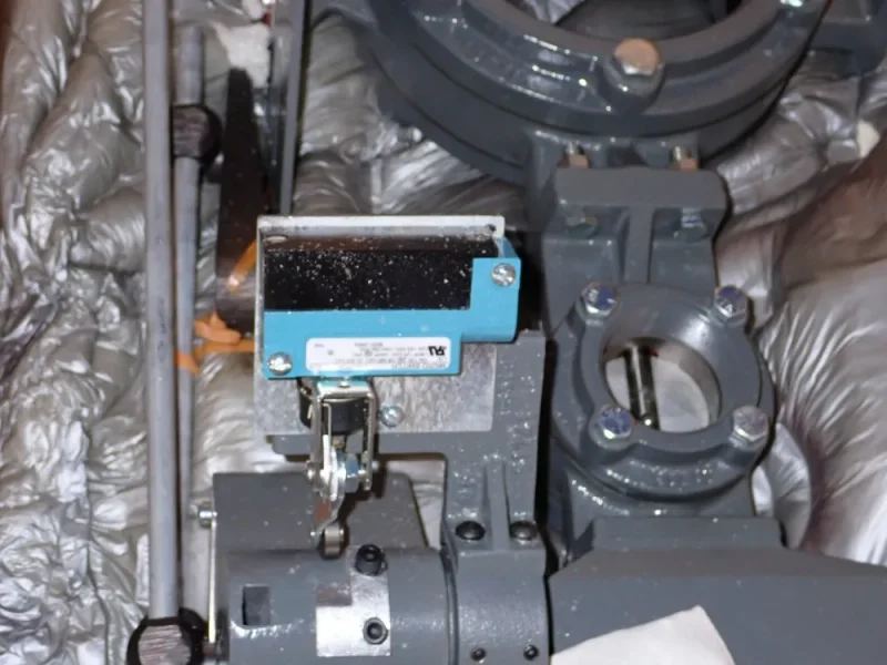 MAXON 6 1/2" &amp; 2" ACTUATOR VALVE  -  906156