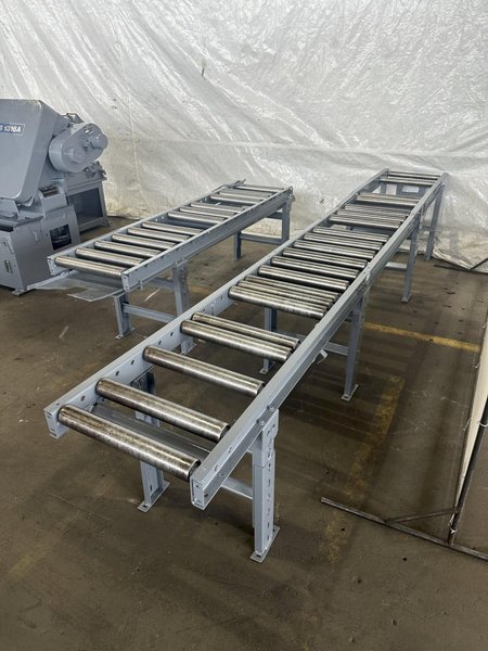 13" X 16" PEERLESS HB1316A HORIZONTAL BAND SAW W/ 10' INFEED AND 20' OUTFEED CONVEYOR. STOCK # 1164323.