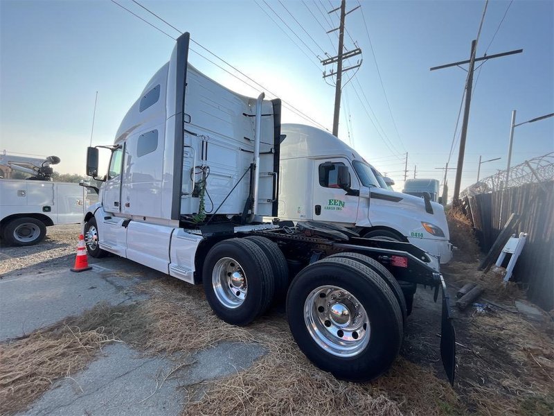 2022 Volvo VNL64T760 4V4NC9EH1NN312990