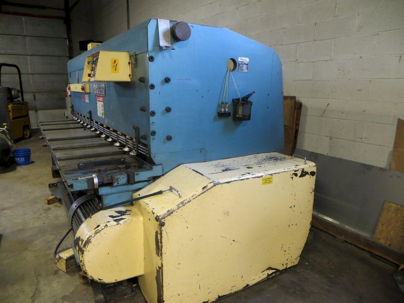 1/4" x 10 ft. Amada Mechanical Power Shear Model M-3060