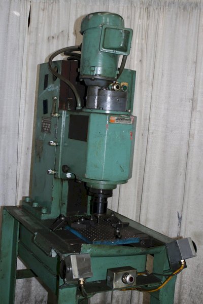 VSI AUTOMATION MODEL #TM-20 RIVIT SPINNERS: STOCK #76088