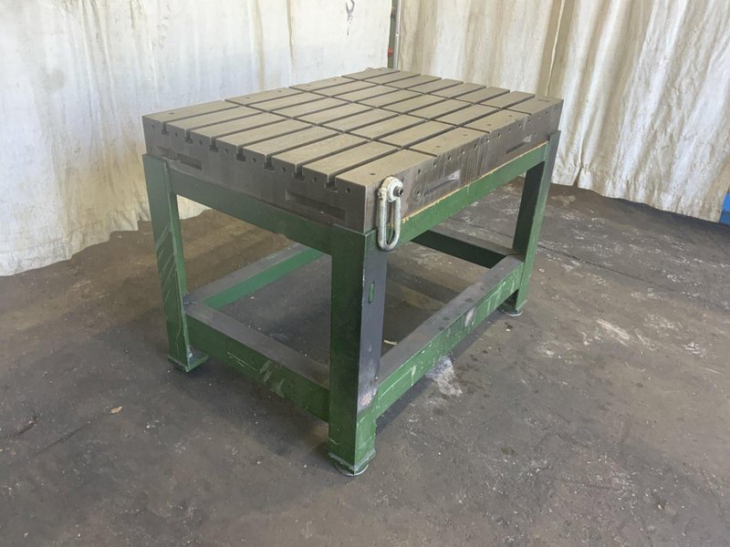 48" X 32" DEVLIEG T SLOTTED TABLE: STOCK #81242