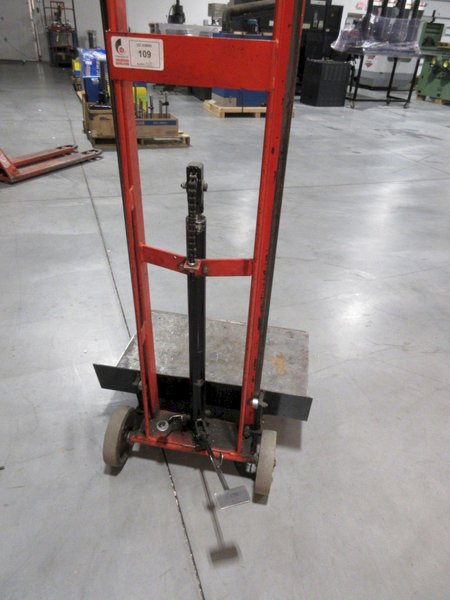 Global Die Cart 30" x 22" Platform 48" Lift Height, Foot Lever Operated - Auction Item