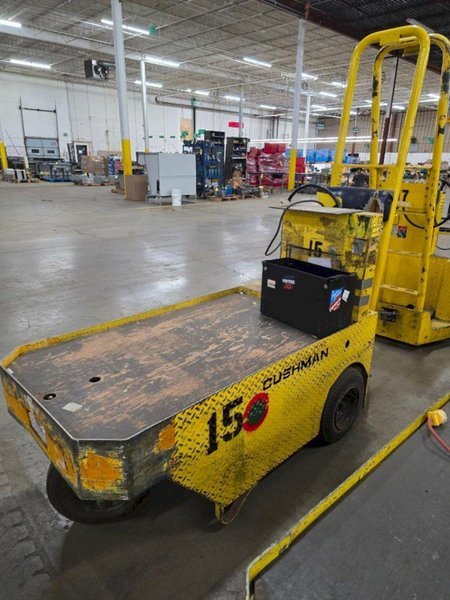 36 VOLT CUSHMAN MODEL 898361 STOCK CHASER/TUGGER CART: YOBRO #24662
