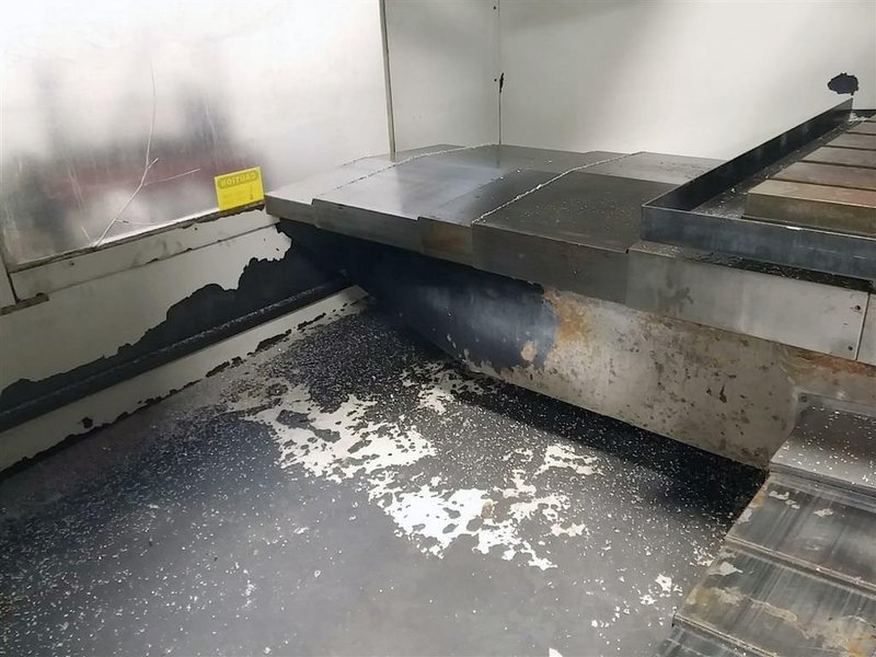 Haas VF-8 VMC, 1996- USB Upgrade, 4th Axis Wired, Tooling