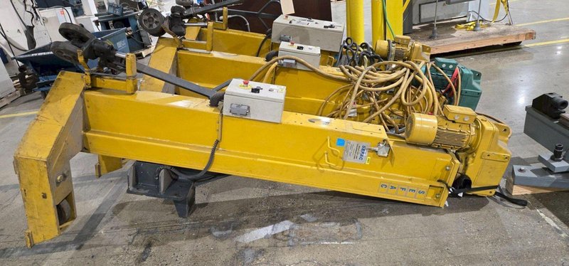 SEFAC M120BF2000 15 TON VEHICLE LIFT USED