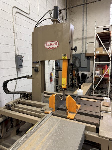 USED KALAMAZOO/BAUER MODEL VG-450L TILT FRAME AUTOMATIC VERTICAL BANDSAW