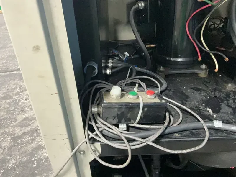 CONAIR 22 HP CHILLER  -  ECW15