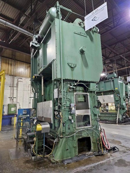 Minster 800-ton Capacity Straight Side Mechanical Stamping Press Model E2-800-96-42 Hevi-Stamper