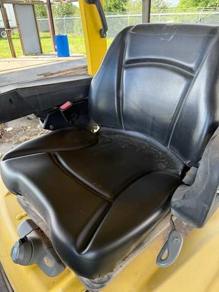 Hyster H70FT 7,000 lb LPG Cushion/Pneumatic Forklift, 2020 – Triple Mast, Side Shift (1)