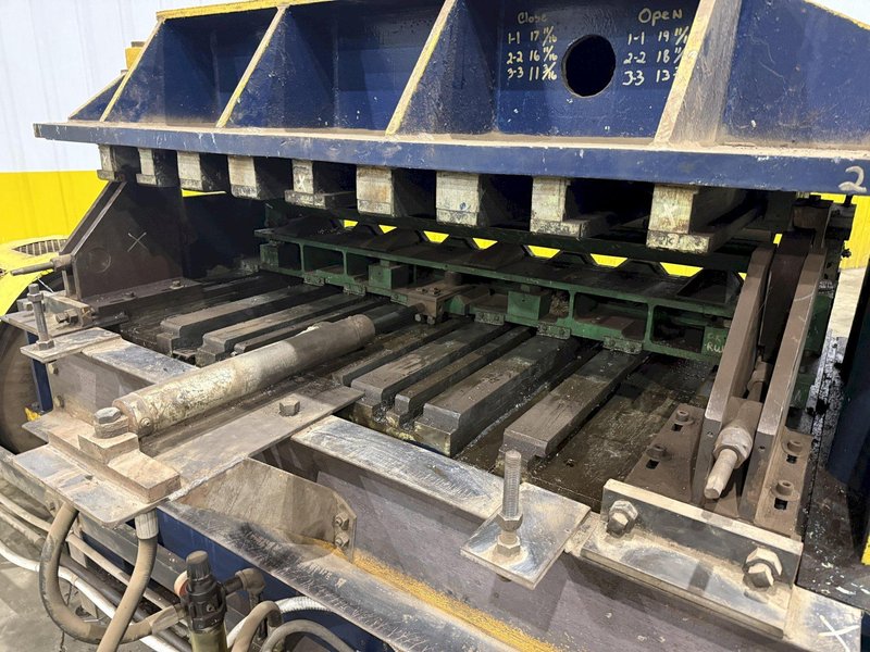 100 TON X 64" WIDE STAMCO MODEL #810-64 CUTOFF PRESS, WITH AIR CLUTCH: YOBRO #24793