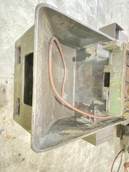 22&quot; x 84&quot; CINCINNATI HYPOWERMATIC HORIZONTAL BED-TYPE MILL / MILLING MACHINE: STOCK #20687