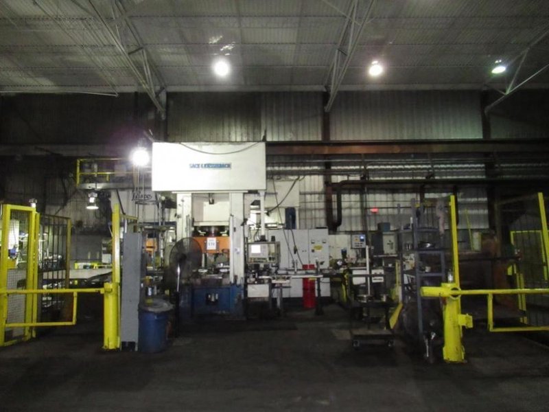 300 TON KIESSELBACH STRAIGHT SIDE HYDRAULIC PRESS: STOCK #12327