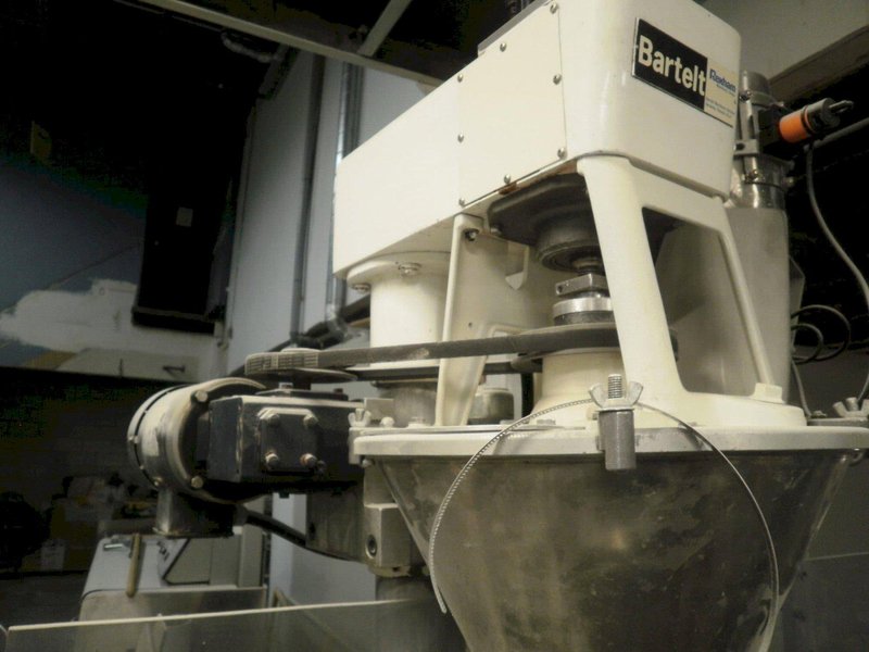Bartelt IM 9-12 Horizontal Form-fill and Seal Packaging Machine – Model D Servo Auger filler, 2 Filling Stations