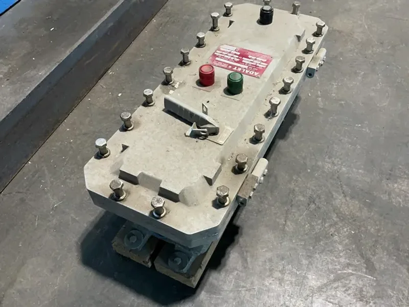 ADALET 7.5/10HP STARTER ENCLOSURE  -  XCBSAQ N4 6130