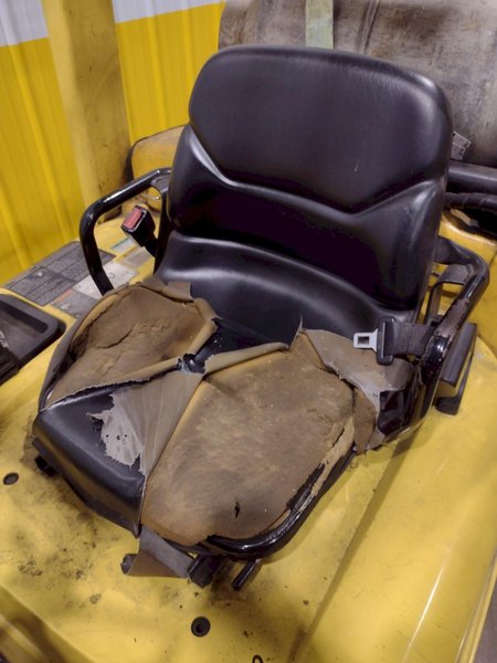 8000 LBS HYSTER MODEL S80XM LP-GAS FORKLIFT: STOCK #18837