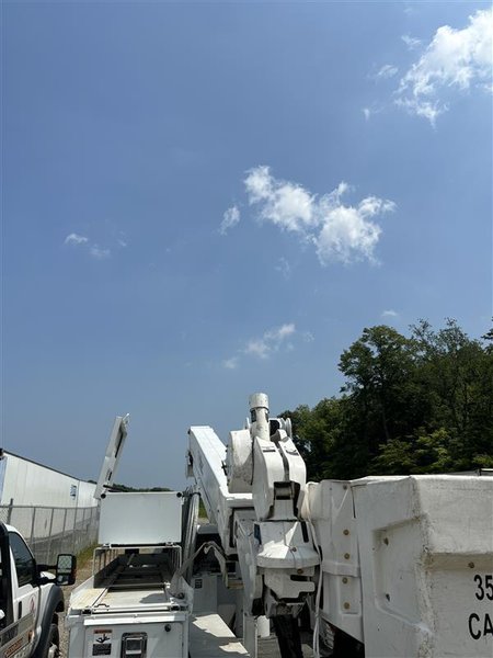 Ford F550 Super Duty Altec Bucket Truck, 2016