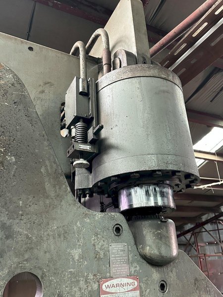 CINCINNATI #400H-10 HYDRAULIC PRESS BRAKE