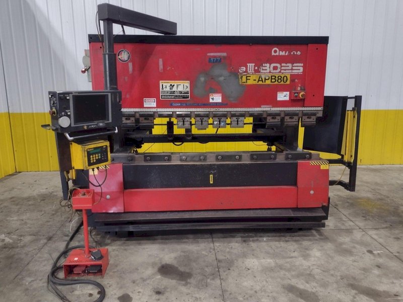 80 TON X 8' AMADA MODEL #FBD-8025 NT CNC HYDRAULIC PRESS BRAKE NEW 2004 : STOCK #23473