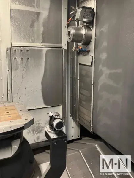 HAAS EC-400PP 4-Axis CNC Horizontal Machining Center, 2012