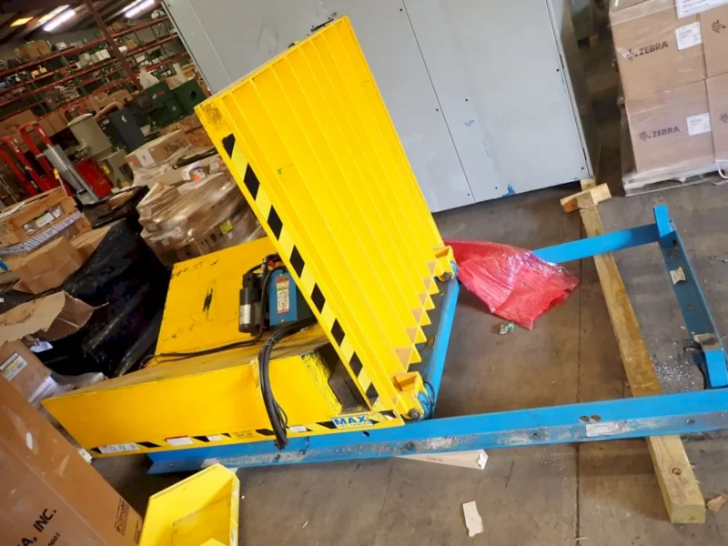 6,000 LBS MAX MODEL #LPTT-UP-060-90 LIFT TABLE: YOBRO #25892