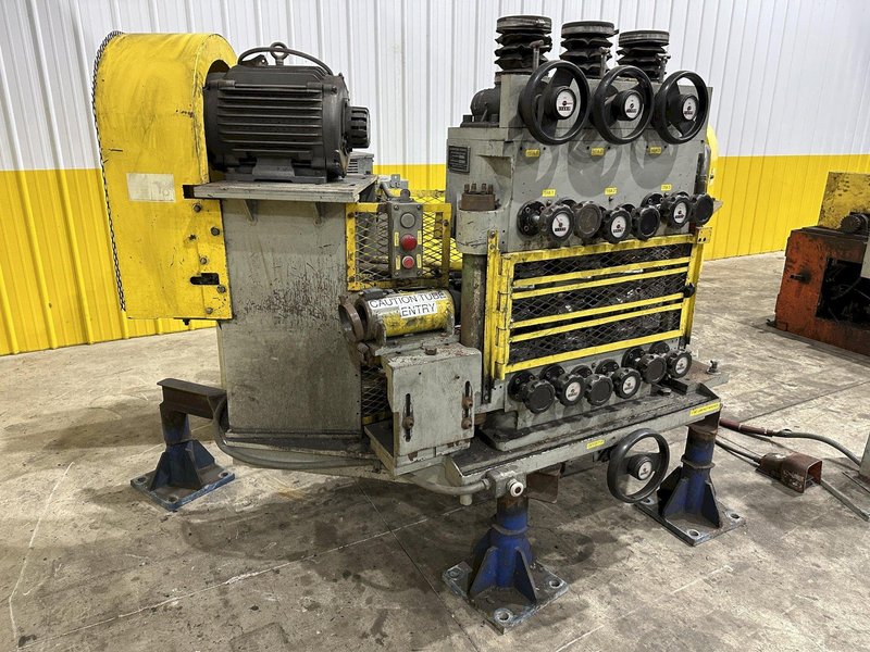 2.25" X 6 ROLL MACKINTOSH-HEMPHILL / TURNER MODEL #922 TUBE &amp; BAR STRAIGHTENER: STOCK #22572