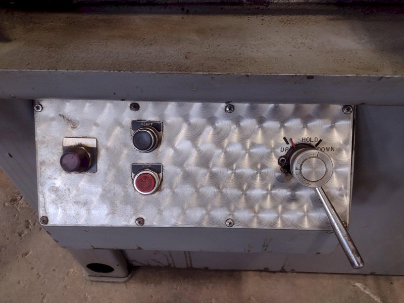 12&quot; X 12&quot; DOALL MODEL #C-7 HORIZONTAL BANDSAW: STOCK #18817