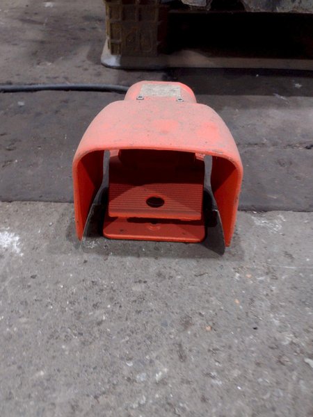 2500 LBS ARONSON MODEL #HD25-A POWERED ROTARY WELDING POSITIONER: STOCK #17939