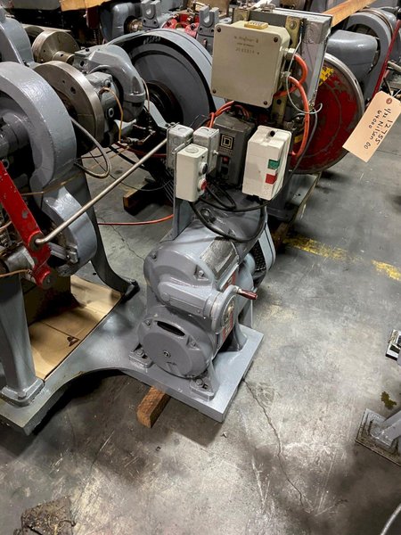 Nilson Model S-0F Fourslide Wire Forming Machine