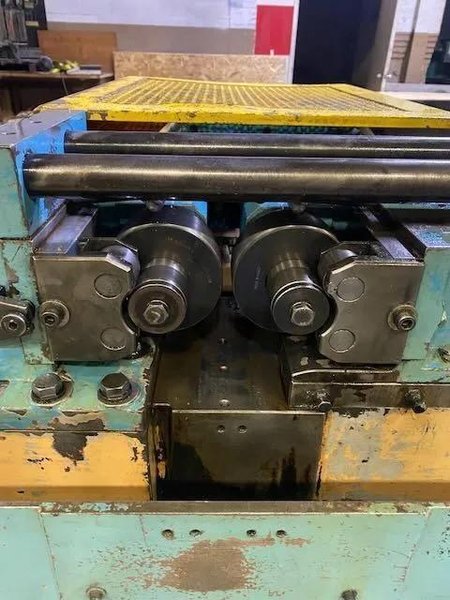 Reed D44EH Cylindrical Thread Roller