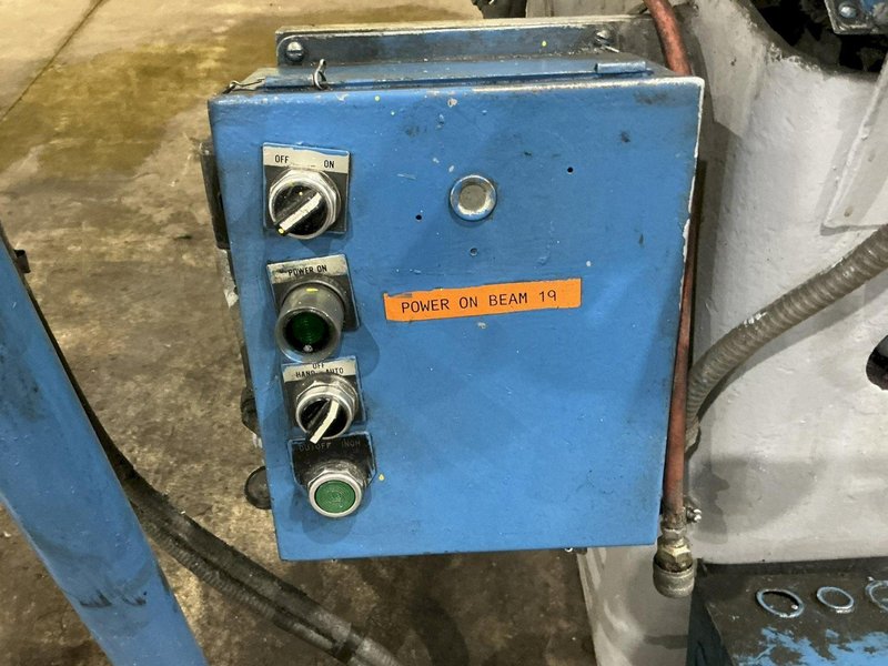 6 STAND X 1.5" ARDCOR MODEL #1-F ROLLFORMER: YOBRO #25222
