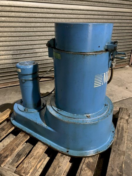 Nobles Spinner with Basket