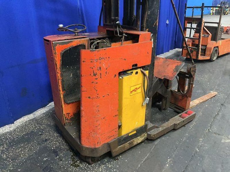 20R30TT - Material Handling Equipment
