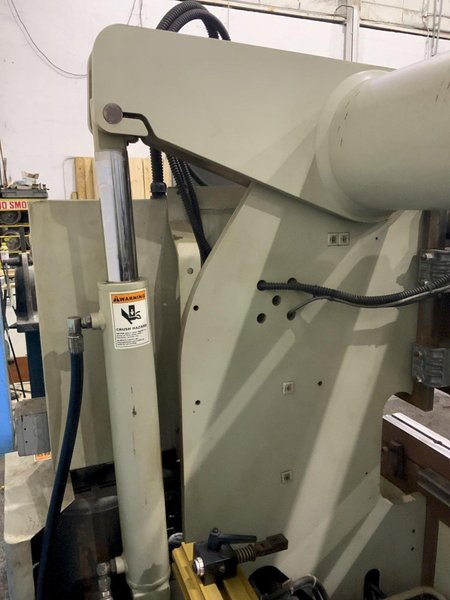 60 TON X  8' ACCURPRESS ADVANTAGE  HYDRAULIC PRESS BRAKE: STOCK #78907