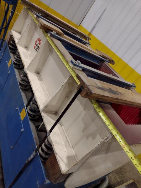 17 CUBIC FOOT VIBE TECH MODEL #VTHT-2472 TUB STYLE VIBRATORY FINISHER : YOBRO #25354