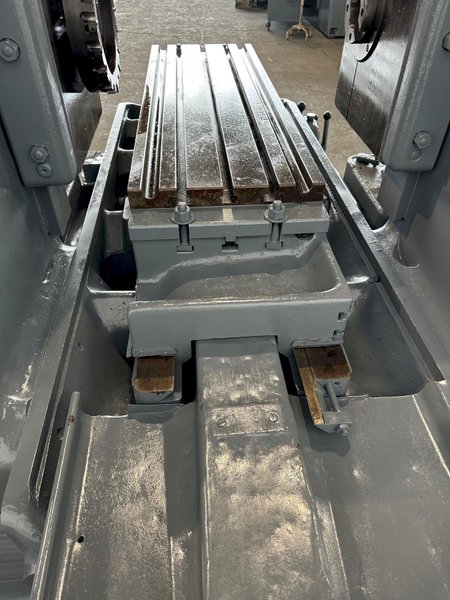 18&quot; X 48&quot; CINCINNATI 4-36 DUPLEX HORIZONTAL PRODUCTION MILL. STOCK # 0950022