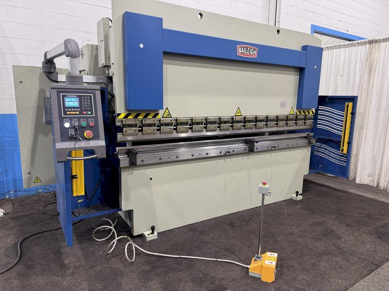140 TON X 10'5" BAILEIGH HYDRAULIC BRAKES PRESS: STOCK #81111