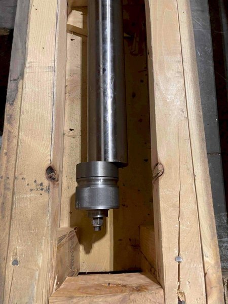 Used, 107&quot; x 3-5/8&quot; Diameter Grooving Bar