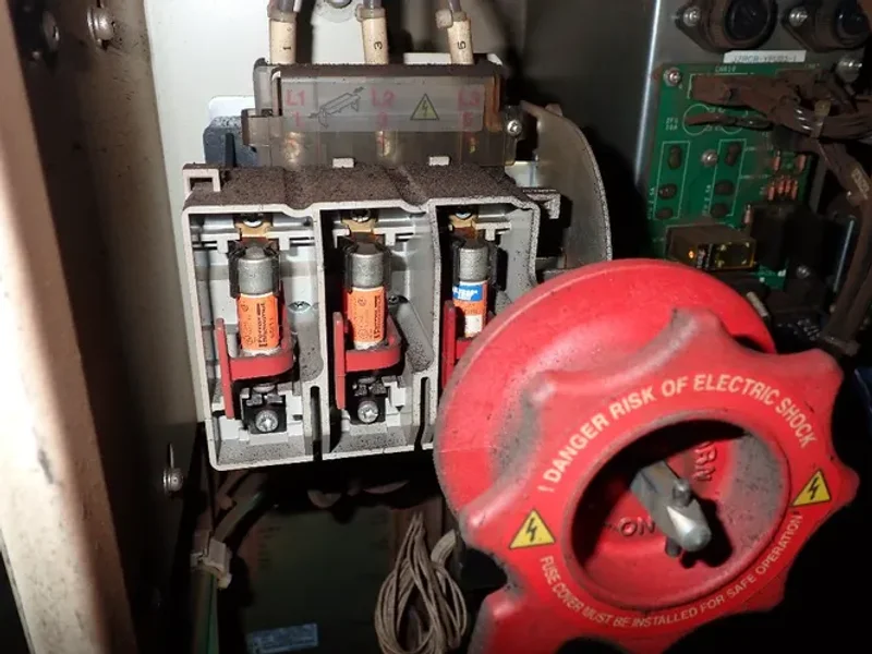 Yaskawa Electric Robot - Mh6