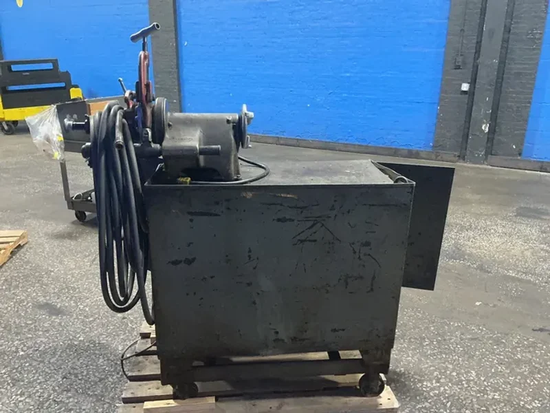 RIGID 2” PIPE THREADING MACHINE  -  RIGID 300