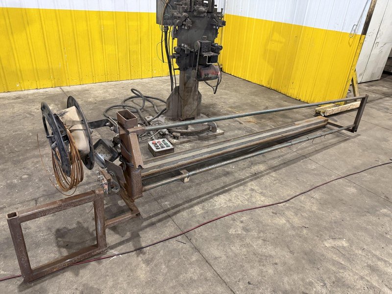 8' ARM X 6' HIGH OHIO POWERED WELDING MANIPULATOR, WITH LINCOLN WELDING ACCESSORIES: YOBRO #24903