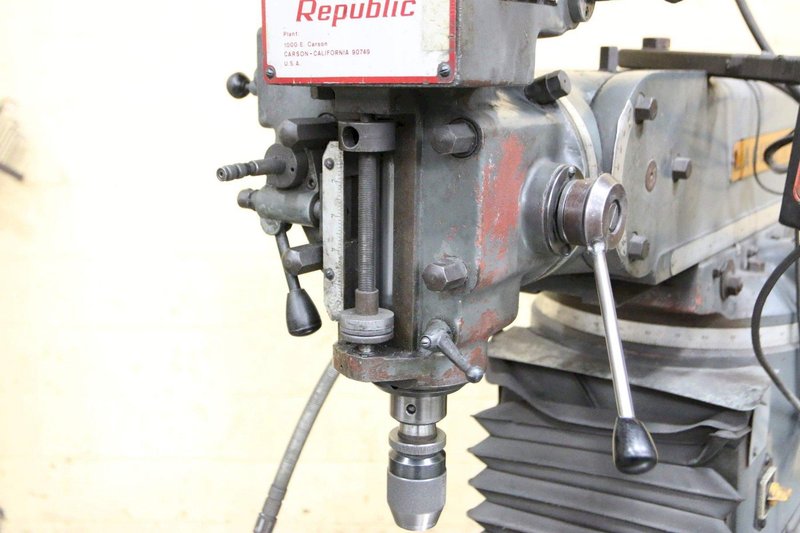 3 HP LAGUN MODEL FTV-1 VERTICAL MILL: STOCK #70255
