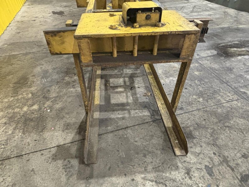 3 TON x 64&quot; x 26-70&quot; BUSHMAN MODEL #5500 ADJUSTABLE SHEET LIFTER: STOCK #22771