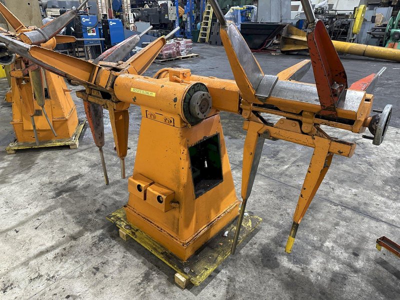 2500 LBS X 12&quot; COOPER WEYMOUTH DOUBLE END PULL-OFF COIL REEL UNCOILER: STOCK #22617