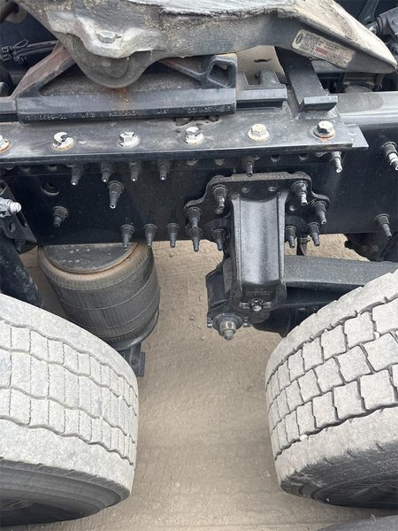 2023 Volvo VNL64T860 4V4NC9EH6PN603472