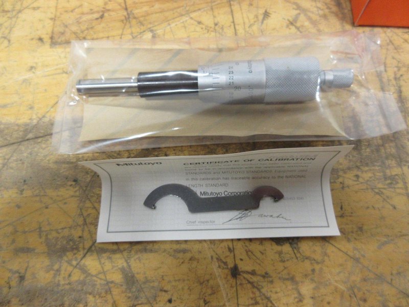 Mitutoyo 151-240 Micrometer Head, 8mm Spindle Dia., 0-1", 0.5" Plain Stem, w/Ratchet Stop. (5pcs) *** All New In Boxes ***- Auction Item
